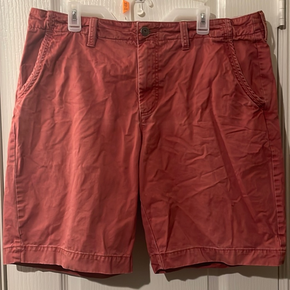 Sonoma Life + Style Cargo Shorts Size 38 Red